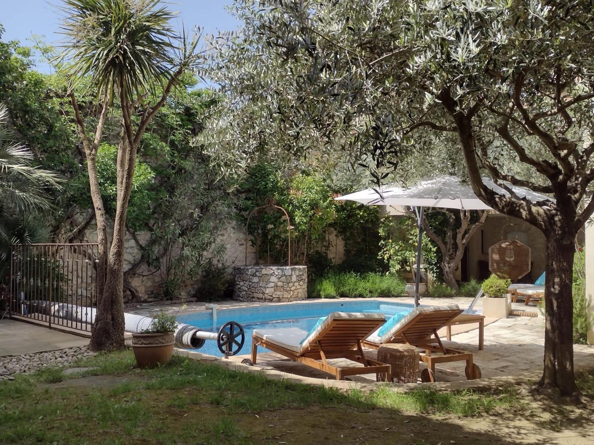 La Maison Des Autres, Piscine Chauffee, Chambres D'Hotes Proches Uzes, Nimes, Pont Du Gard Saint-Genies-de-Malgoires Екстериор снимка