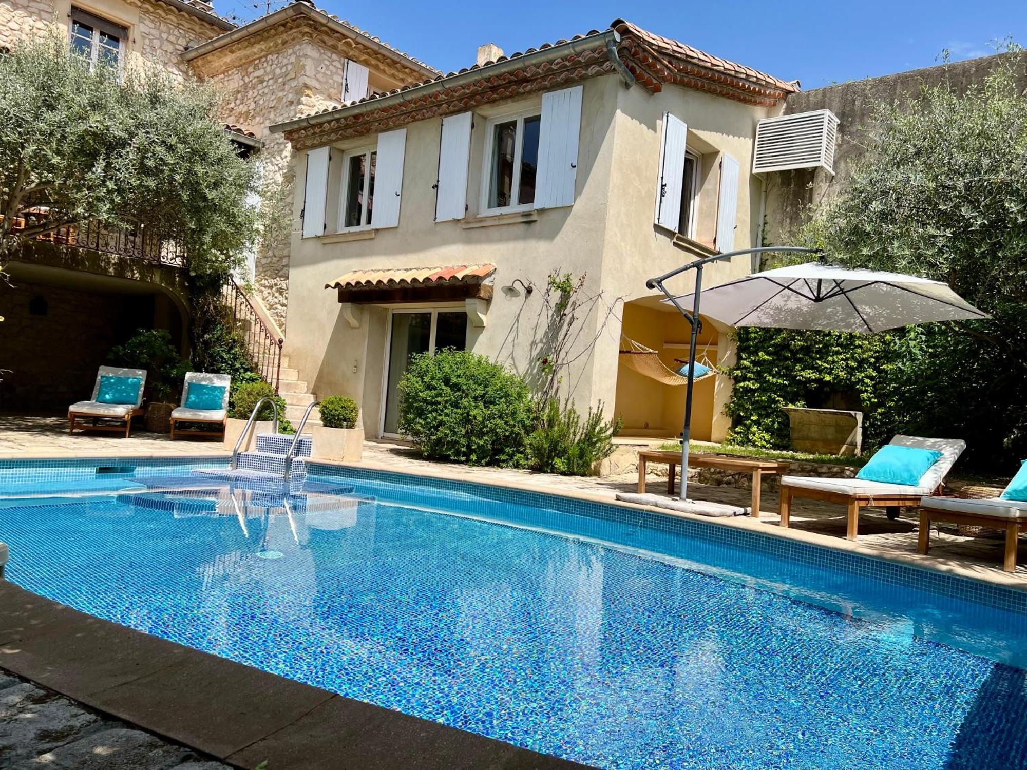La Maison Des Autres, Piscine Chauffee, Chambres D'Hotes Proches Uzes, Nimes, Pont Du Gard Saint-Genies-de-Malgoires Екстериор снимка